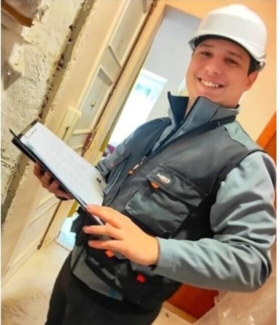 João Duarte, técnico responsável certificado pela DGEG, em obra